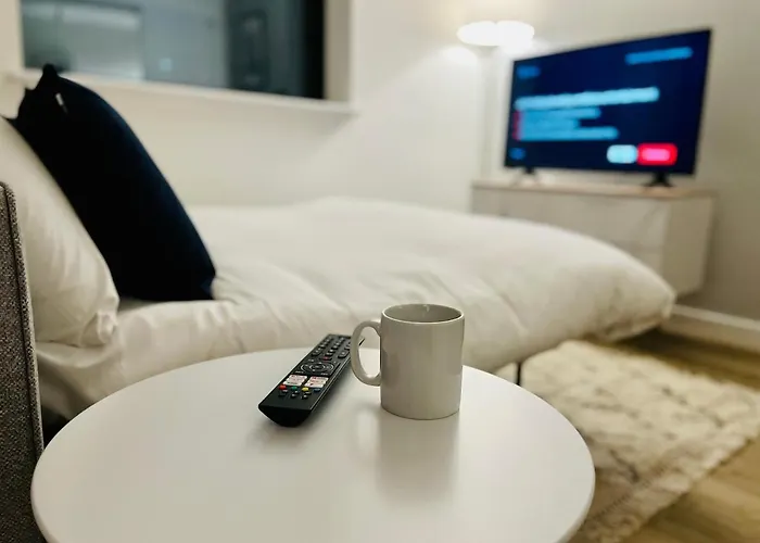 Fabulous One Bedroom Near Old Trafford Stadium *