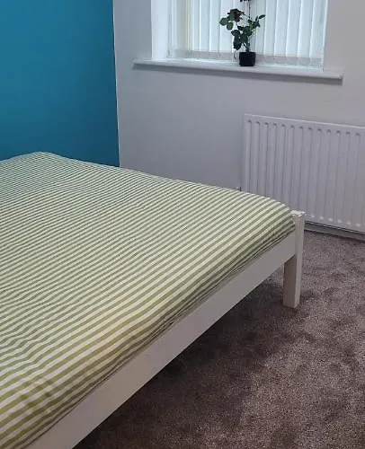 Entire 2 Bedroom House -