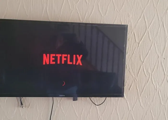 Entire 2 Bedroom House -