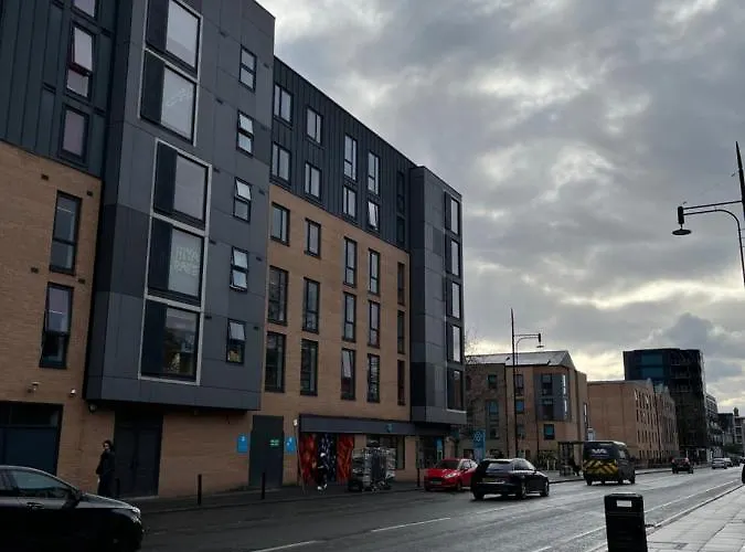 아파트 Entire House With Parking