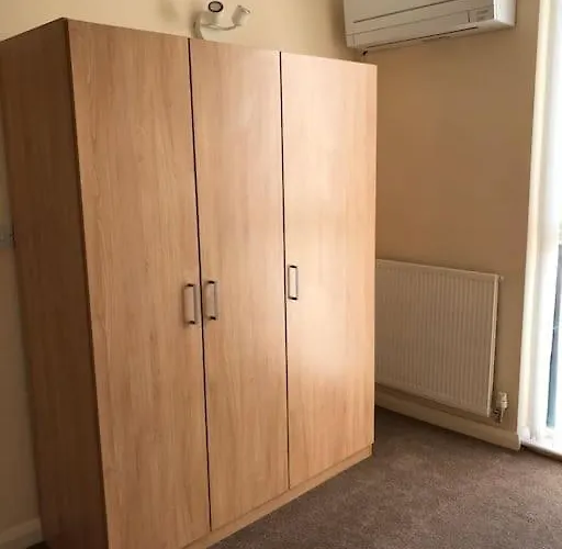 Great House + Air Conditioning + Free Car Parking