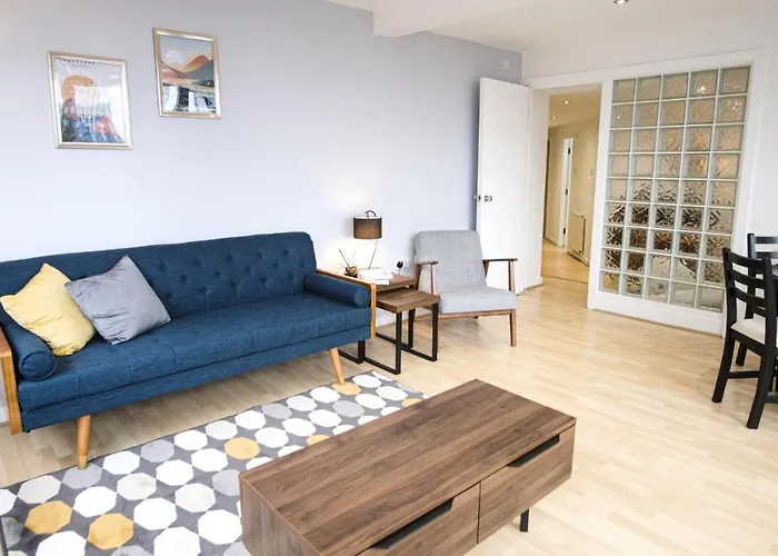 Spacious 2br 2ba Centre Sleeps 5 公寓