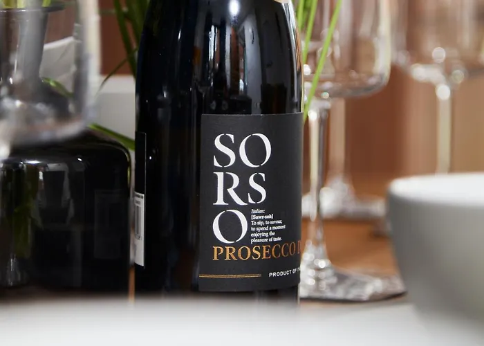 펜션 Fabulous 5 Bed House W Parking 맨체스터