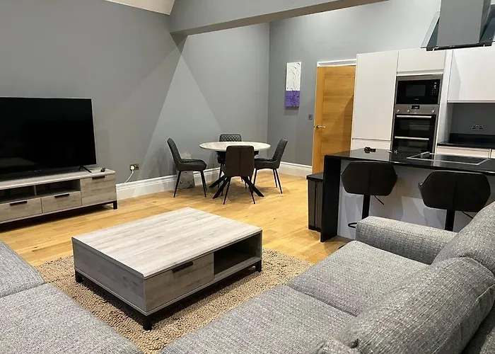 Stableford Hall - Stunning Apartament Manchester