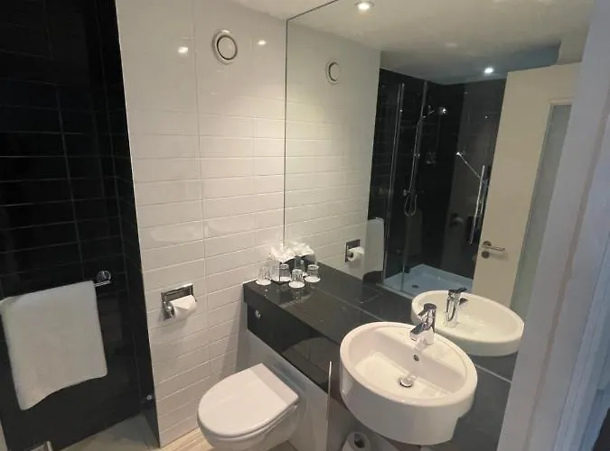 Express Centre By Ihg Hotel