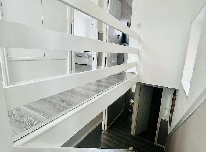 民宿 Allenby Walk Private In A 4 Bed Shared House