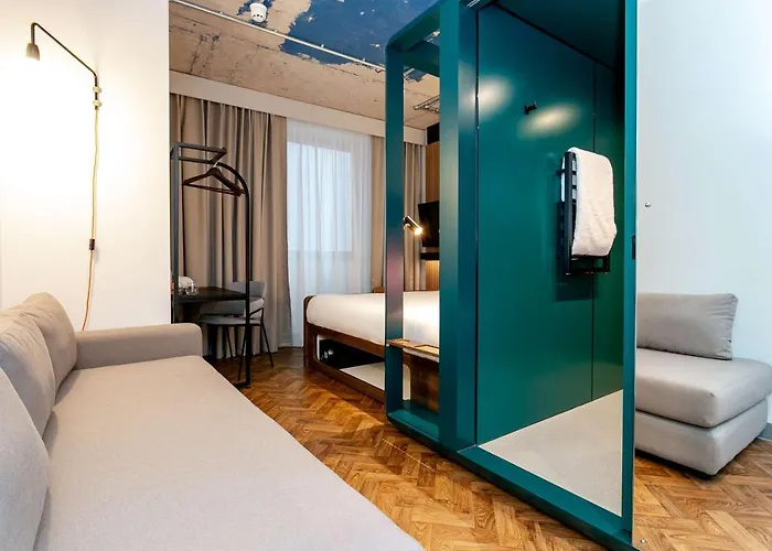 فندق Yotel Deansgate مانشستر