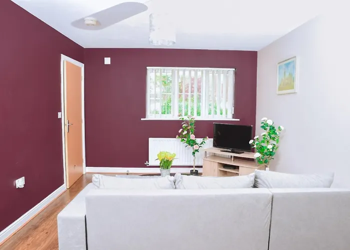 87 Rawsthorne Avenue Manchester