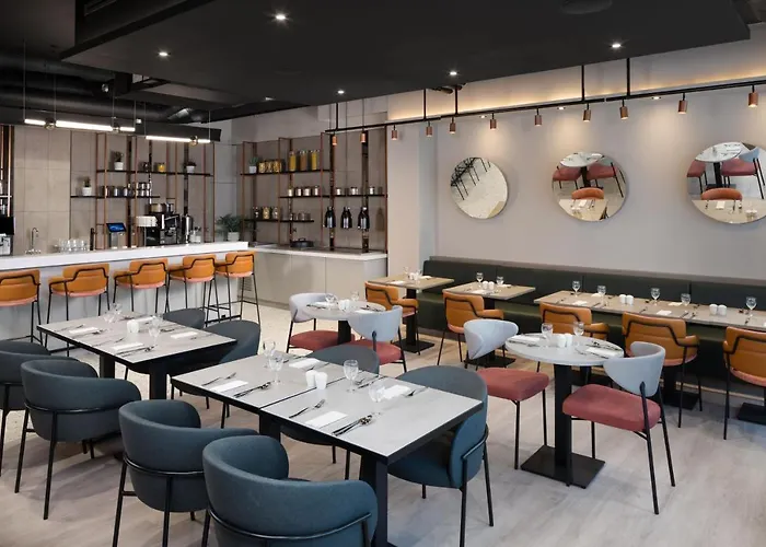 By Marriott Piccadilly 4* Manchester