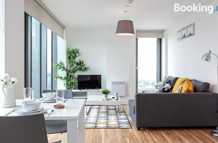 Media Stays - Luxury