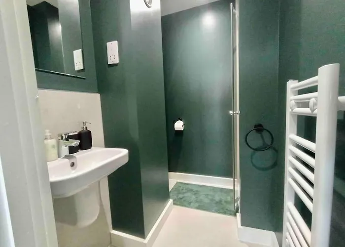 Lovely 1 Bedroom Duplex In