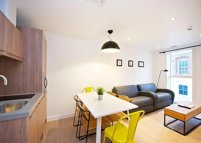 Staycity Piccadilly 4*