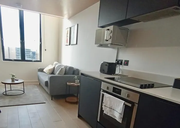 Lovely 1 Bedroom Duplex In شقة *