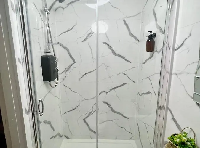 House In The Heart Of 홈스테이 *