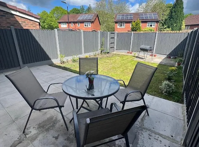 홈스테이 House In The Heart Of