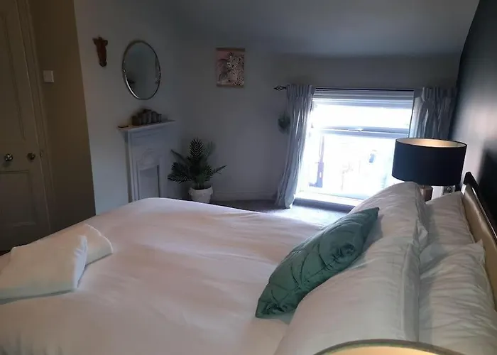 Chic 5 Double Bedroom House - 15 Min To 曼彻斯特