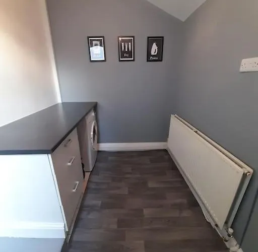 度假居 Chic 5 Double Bedroom House - 15 Min To 曼彻斯特