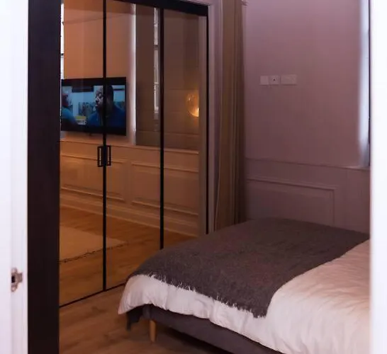 Luxurious Stunning 2bedroom *