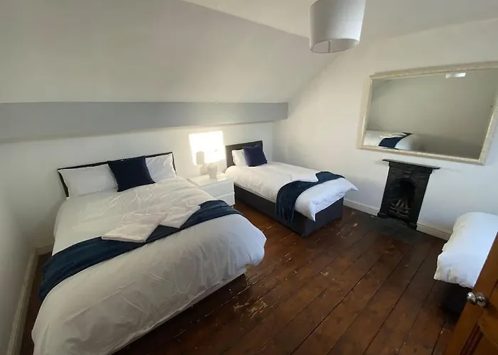 Σπίτι διακοπών 7 Bed - Spacious House - Central Μάντσεστερ