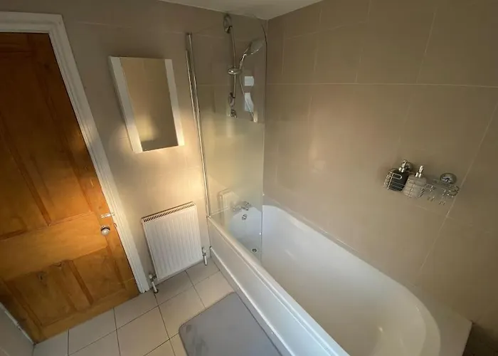 Σπίτι διακοπών 7 Bed - Spacious House - Central Μάντσεστερ