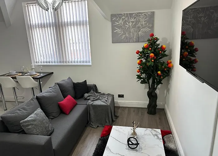 2 Bedroom Flat Close To City, Stadium And Coop Arena Mánchester