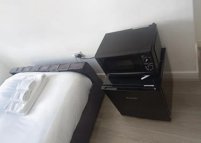 Homestay Vishisamarth H8: Convenient With Amenities Manchester