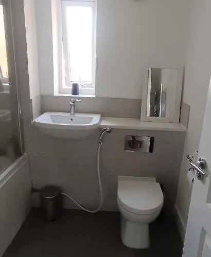 Free Car Park And Walk To Coop, Etihad, Piccadilly, Free Snacks Pensionat *