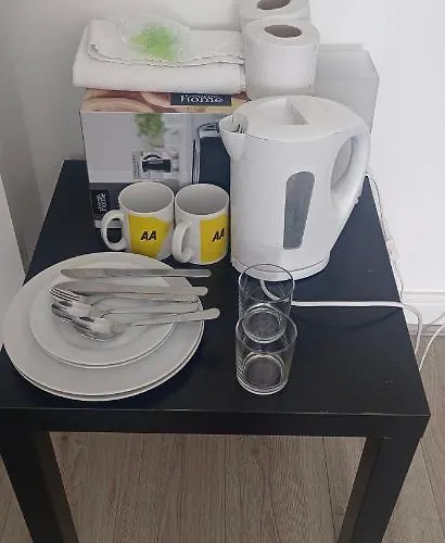 Homestay Vishisamarth H8: Convenient With Amenities Manchester