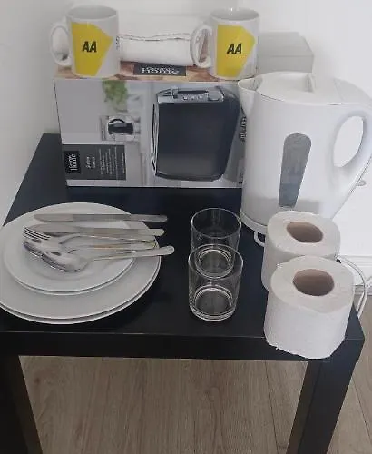 Free Car Park And Walk To Coop, Etihad , Piccadilly,free Snacks No Entry Without Valid Photo Id Proof Ubytování v soukromí