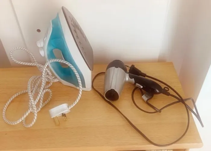 Vishisamarth H8: Convenient With Amenities Homestay Manchester