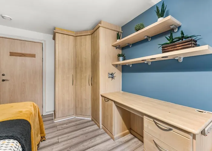 Large - Sleeps 8 아파트 *