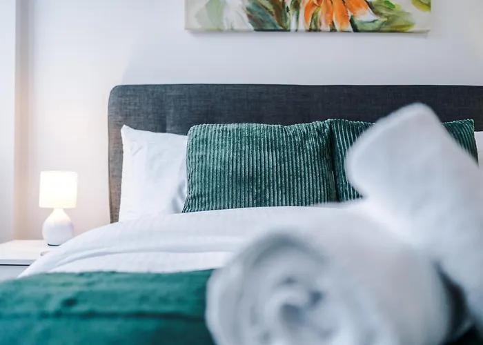 New! Stylish 2-bed In By 53 Degrees - Amazing Location, Ideal For Small Groups - Sleeps 4! Appartement Manchester