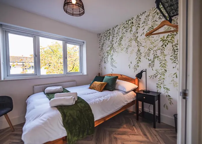 펜션 Luxurious 3 Bed Home, Free Parking 맨체스터