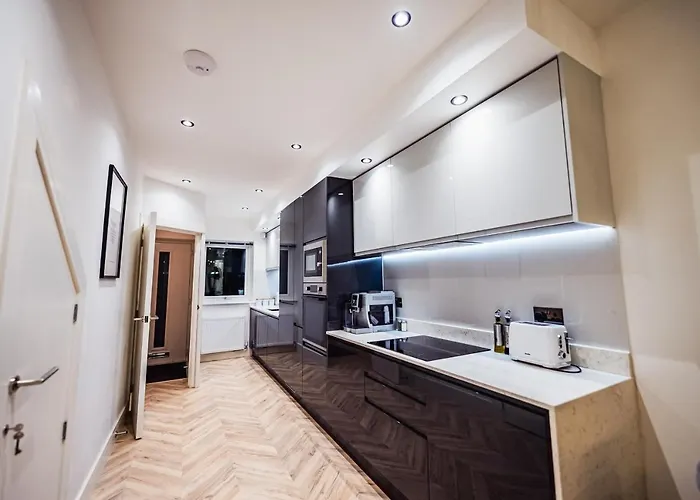 Luxurious 3 Bed Home, Free Parking 맨체스터