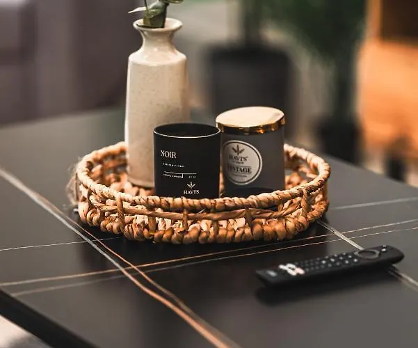 펜션 Luxurious 3 Bed Home, Free Parking *