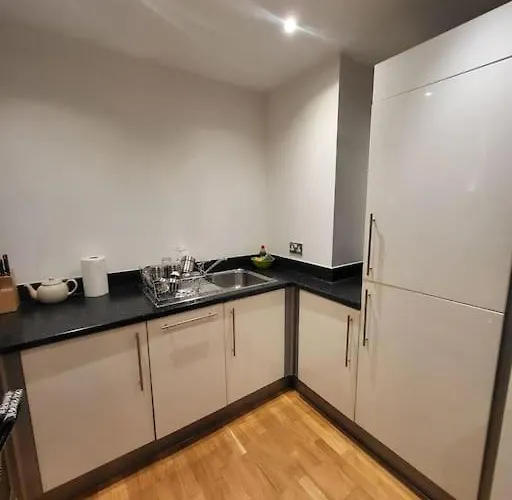 Amazing 1 Bedroom 아파트 *