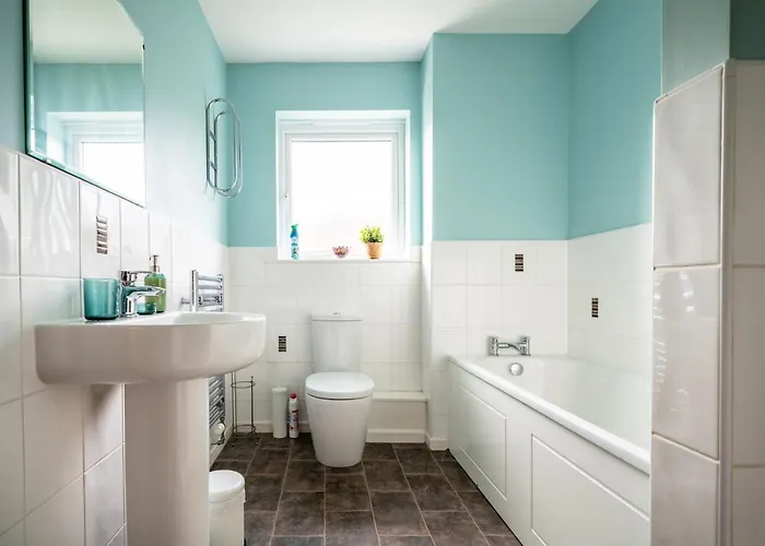 Serviced Northernnightzzz - The Gardens Дом отдыха