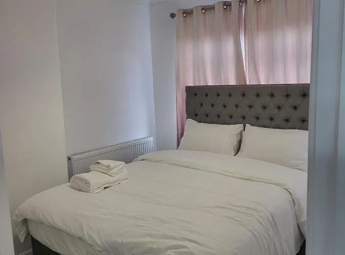 Tatil Evi Serene 3br With Free Parking