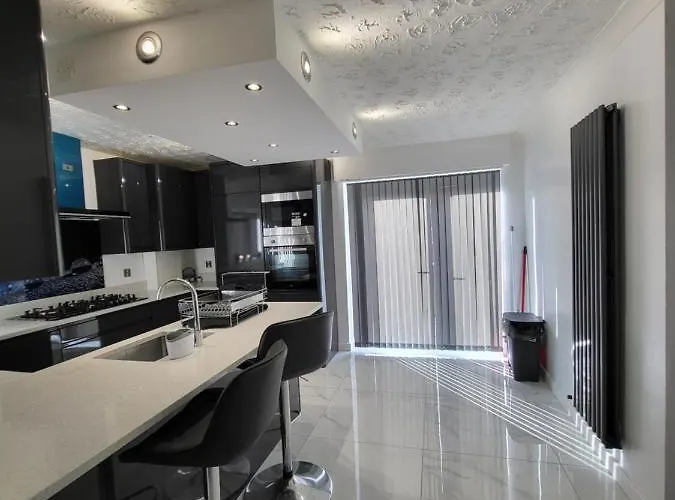 Tatil Evi Serene 3br With Free Parking *