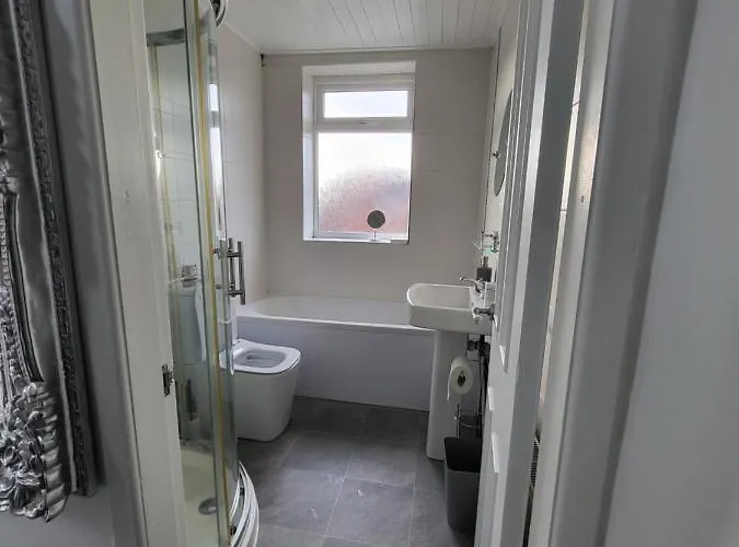 Serene 3br With Free Parking *