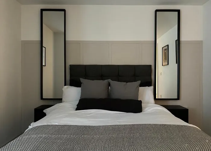 Riverside Wharf - Free Parking, Business, Couples & Families * 맨체스터