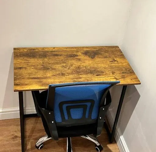 Spacious 1-bed In Stretford