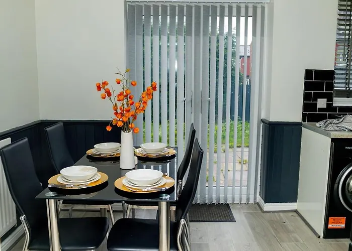 Apartman Dynasty - Alison Kelly Close Manchester