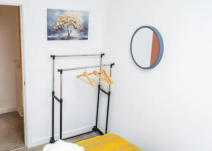 Beautifully Fab 3 Bedroom 4 Beds New 8 Guests Stretford Trafford Prázdninový dům Manchester