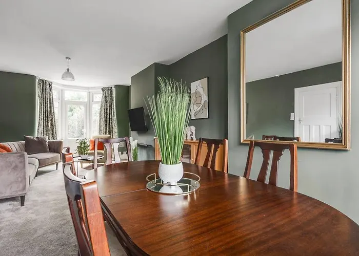 Apartment Charming 3bd Didsbury House