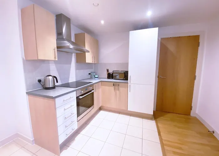 2bed Homely Hideout In City Centre Appartamento *