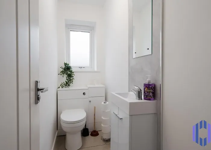 Hébergement de vacances Stylish 4bd - Coop Live - Etihad - Parking - Ev *