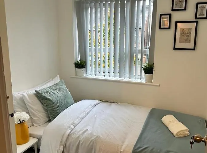 Cozy Townhouse In The Heart Of Greater 度假居