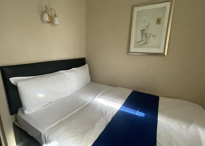 Guest house Park Crescent Hotel