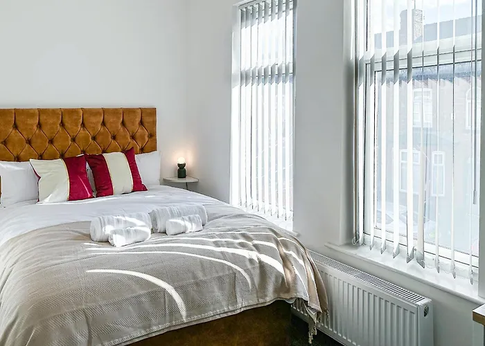 Гостевой дом Ashfield Co-living - Private Self-cater Манчестер